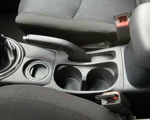 Синий Мицубиси АСХ, объемом двигателя 1.59 л и пробегом 189 тыс. км за 8500 $, фото 2 на Automoto.ua