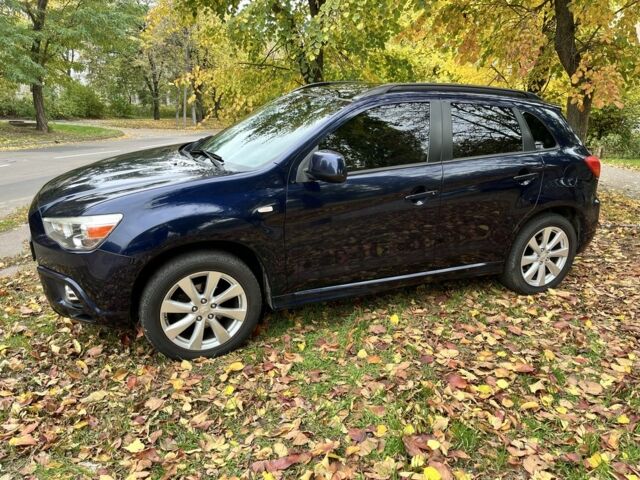 Синий Мицубиси АСХ, объемом двигателя 2 л и пробегом 234 тыс. км за 9900 $, фото 5 на Automoto.ua