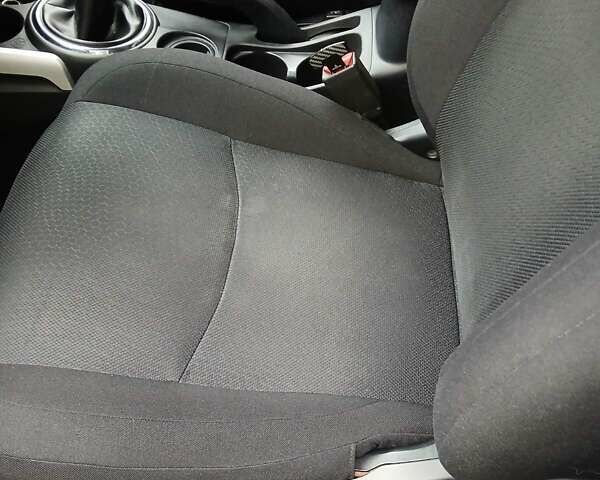 Синий Мицубиси АСХ, объемом двигателя 1.59 л и пробегом 189 тыс. км за 8500 $, фото 7 на Automoto.ua