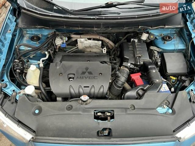 Синий Мицубиси АСХ, объемом двигателя 2 л и пробегом 140 тыс. км за 12500 $, фото 11 на Automoto.ua