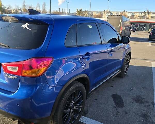 Синий Мицубиси АСХ, объемом двигателя 1.59 л и пробегом 169 тыс. км за 12600 $, фото 4 на Automoto.ua