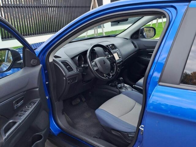 Синий Мицубиси АСХ, объемом двигателя 2.4 л и пробегом 180 тыс. км за 11500 $, фото 6 на Automoto.ua