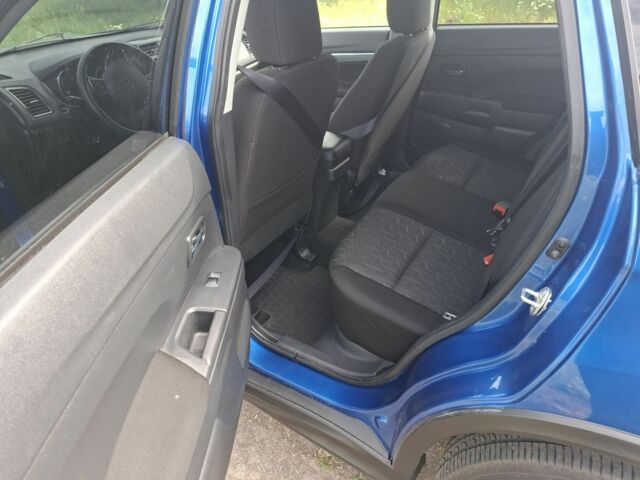 Синий Мицубиси АСХ, объемом двигателя 2 л и пробегом 138 тыс. км за 15000 $, фото 8 на Automoto.ua