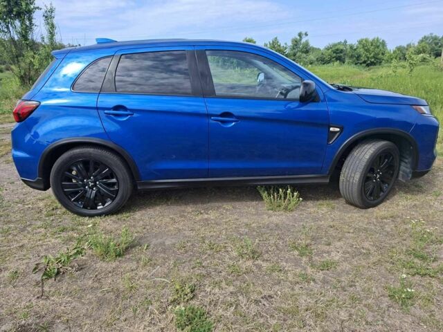 Синий Мицубиси АСХ, объемом двигателя 2 л и пробегом 138 тыс. км за 15000 $, фото 3 на Automoto.ua