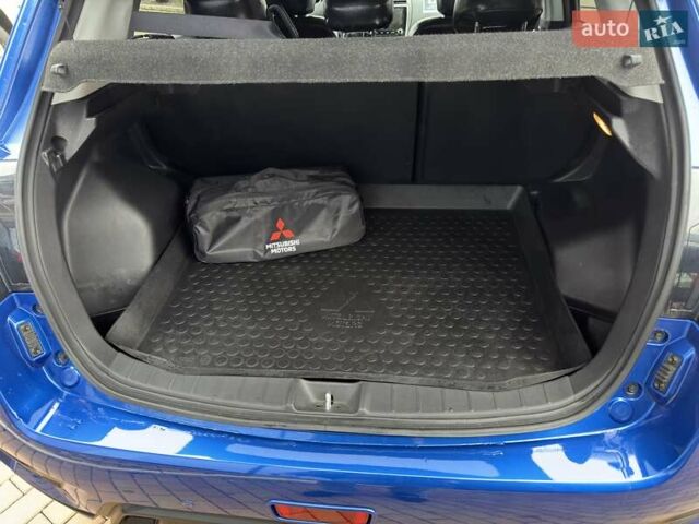 Синий Мицубиси АСХ, объемом двигателя 2 л и пробегом 26 тыс. км за 21500 $, фото 9 на Automoto.ua