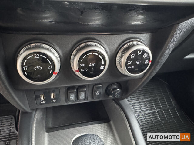 Синий Мицубиси АСХ, объемом двигателя 2 л и пробегом 27 тыс. км за 21500 $, фото 18 на Automoto.ua