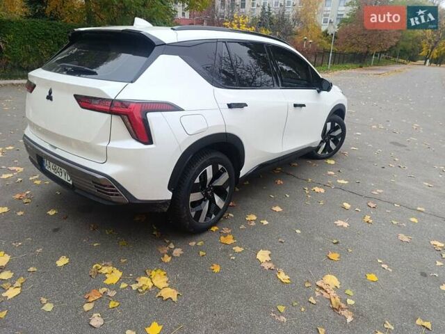 Белый Мицубиси Аиртрек, объемом двигателя 0 л и пробегом 5 тыс. км за 26300 $, фото 13 на Automoto.ua