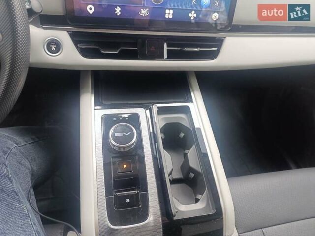 Белый Мицубиси Аиртрек, объемом двигателя 0 л и пробегом 5 тыс. км за 26300 $, фото 23 на Automoto.ua