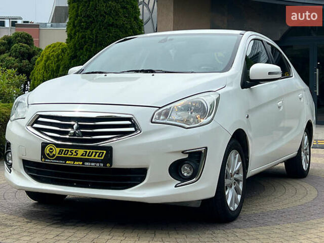 Мицубиси Эттрейдж 2014 в Львове на Automoto.ua Белый Мицубиси Эттрейдж, объемом двигателя 1.2 л и пробегом 191 тыс. км за 5999 $, фото 2 на Automoto.ua