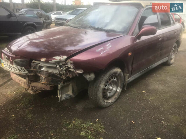 Мицубиси Харизма, объемом двигателя 1.8 л и пробегом 213 тыс. км за 450 $, фото 2 на Automoto.ua