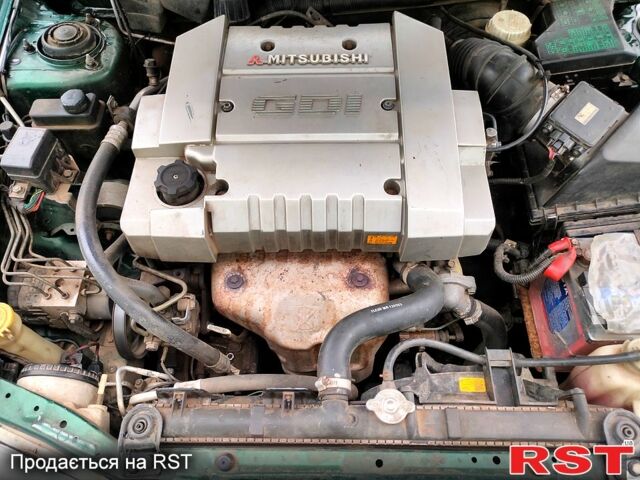 Міцубісі Харизма, об'ємом двигуна 1.8 л та пробігом 255 тис. км за 3500 $, фото 10 на Automoto.ua