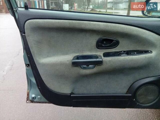 Міцубісі Харизма, об'ємом двигуна 1.6 л та пробігом 436 тис. км за 2500 $, фото 14 на Automoto.ua