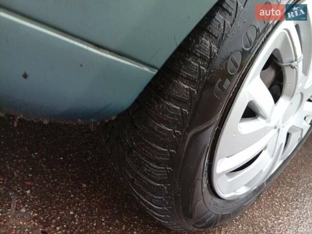 Міцубісі Харизма, об'ємом двигуна 1.6 л та пробігом 436 тис. км за 2500 $, фото 4 на Automoto.ua