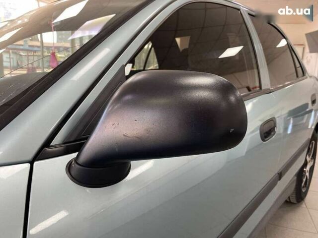Міцубісі Харизма, об'ємом двигуна 1.6 л та пробігом 346 тис. км за 2990 $, фото 22 на Automoto.ua