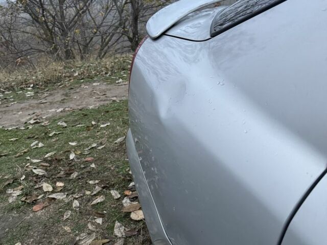 Серый Мицубиси Харизма, объемом двигателя 1.6 л и пробегом 340 тыс. км за 2000 $, фото 14 на Automoto.ua