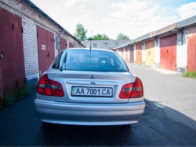 Міцубісі Харизма 2003 у Києві на Automoto.ua Сірий Міцубісі Харизма, об'ємом двигуна 1.6 л та пробігом 195 тис. км за 2200 $, фото 1 на Automoto.ua