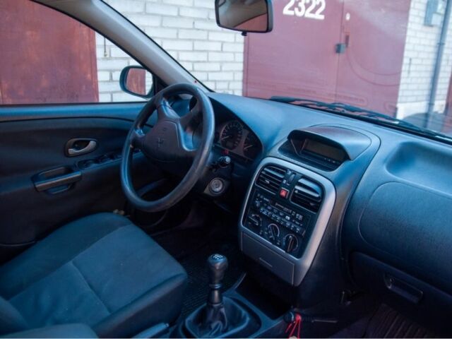 Міцубісі Харизма 2003 у Києві на Automoto.ua Сірий Міцубісі Харизма, об'ємом двигуна 1.6 л та пробігом 195 тис. км за 2200 $, фото 5 на Automoto.ua