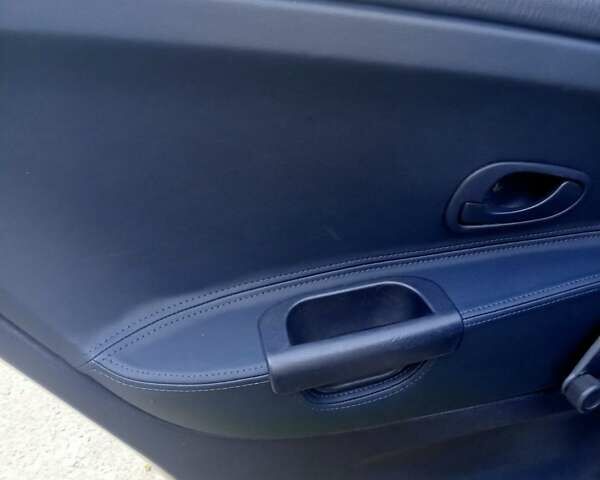 Серый Мицубиси Харизма, объемом двигателя 1.6 л и пробегом 300 тыс. км за 3300 $, фото 7 на Automoto.ua