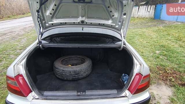 Серый Мицубиси Харизма, объемом двигателя 1.6 л и пробегом 250 тыс. км за 2600 $, фото 18 на Automoto.ua