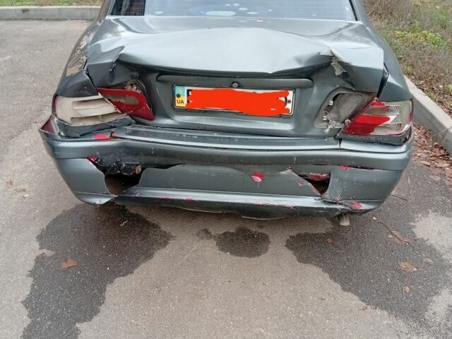 Сірий Міцубісі Харизма, об'ємом двигуна 1.6 л та пробігом 3 тис. км за 2000 $, фото 4 на Automoto.ua