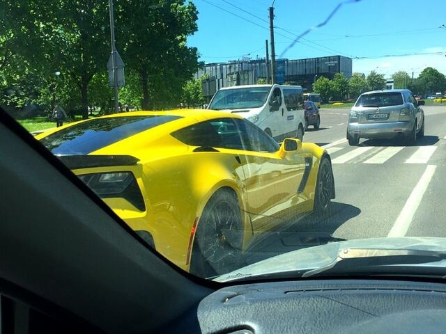 Серый Мицубиси Харизма, объемом двигателя 1.6 л и пробегом 310 тыс. км за 2150 $, фото 8 на Automoto.ua