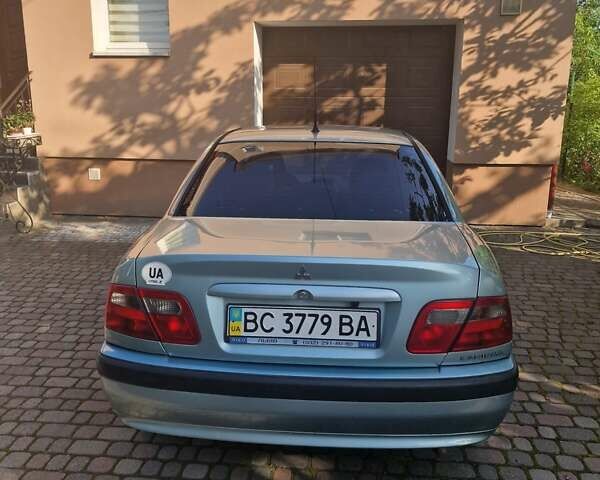 Серый Мицубиси Харизма, объемом двигателя 1.6 л и пробегом 286 тыс. км за 4800 $, фото 2 на Automoto.ua