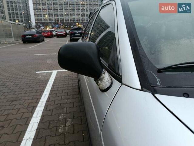 Сірий Міцубісі Харизма, об'ємом двигуна 1.6 л та пробігом 212 тис. км за 3700 $, фото 25 на Automoto.ua