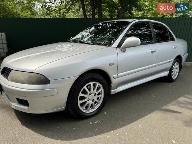 Сірий Міцубісі Харизма, об'ємом двигуна 1.6 л та пробігом 157 тис. км за 5200 $, фото 3 на Automoto.ua