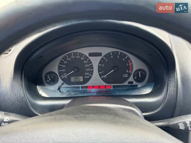 Сірий Міцубісі Харизма, об'ємом двигуна 1.6 л та пробігом 157 тис. км за 5200 $, фото 7 на Automoto.ua