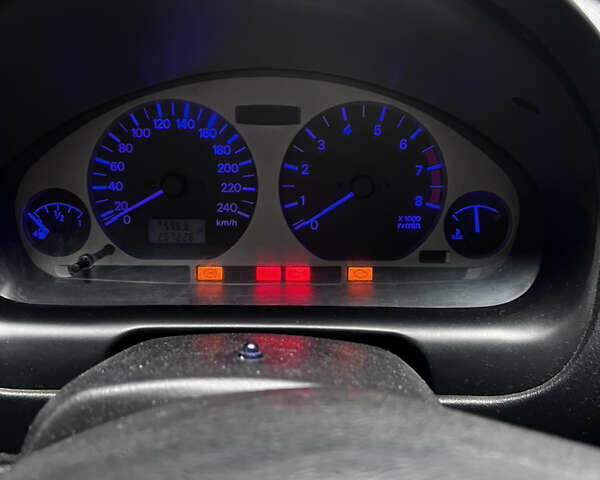 Серый Мицубиси Харизма, объемом двигателя 1.6 л и пробегом 267 тыс. км за 3700 $, фото 13 на Automoto.ua