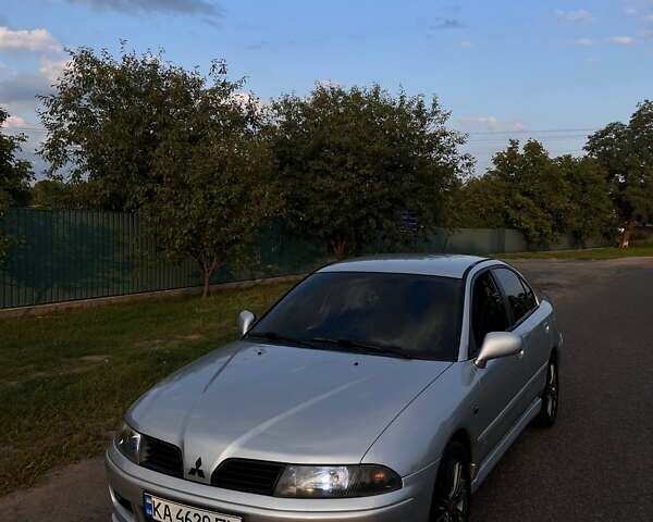Сірий Міцубісі Харизма, об'ємом двигуна 1.6 л та пробігом 290 тис. км за 3900 $, фото 4 на Automoto.ua