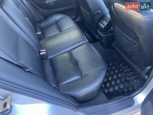 Серый Мицубиси Харизма, объемом двигателя 1.8 л и пробегом 214 тыс. км за 5650 $, фото 22 на Automoto.ua