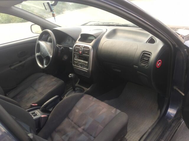 Синій Міцубісі Харизма, об'ємом двигуна 0 л та пробігом 263 тис. км за 1300 $, фото 4 на Automoto.ua