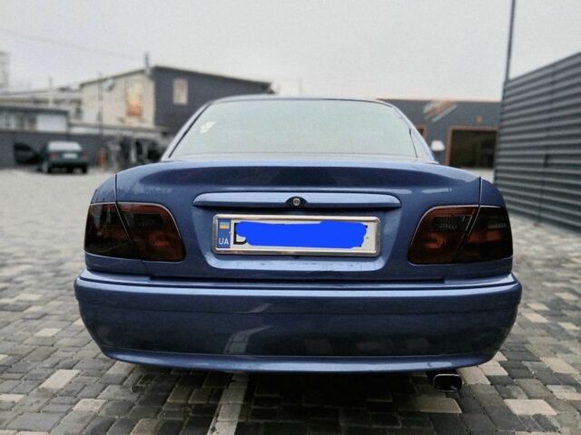 Синий Мицубиси Харизма, объемом двигателя 1.8 л и пробегом 305 тыс. км за 3999 $, фото 3 на Automoto.ua