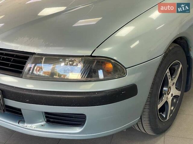 Синий Мицубиси Харизма, объемом двигателя 1.6 л и пробегом 346 тыс. км за 2990 $, фото 3 на Automoto.ua