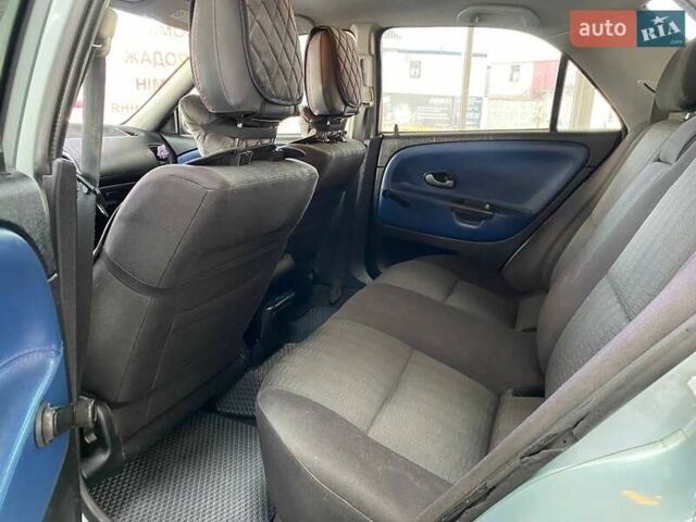 Синий Мицубиси Харизма, объемом двигателя 1.6 л и пробегом 346 тыс. км за 2990 $, фото 24 на Automoto.ua