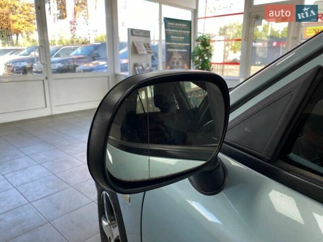 Синий Мицубиси Харизма, объемом двигателя 1.6 л и пробегом 346 тыс. км за 2990 $, фото 23 на Automoto.ua