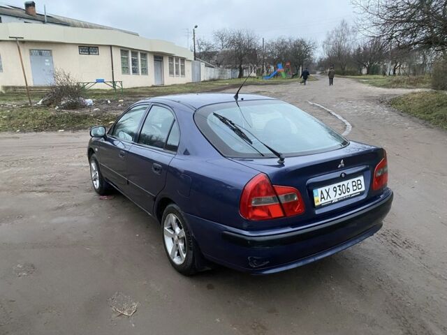 Синій Міцубісі Харизма, об'ємом двигуна 1.6 л та пробігом 170 тис. км за 3000 $, фото 4 на Automoto.ua