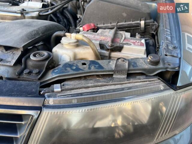 Зеленый Мицубиси Харизма, объемом двигателя 1.6 л и пробегом 193 тыс. км за 3456 $, фото 11 на Automoto.ua