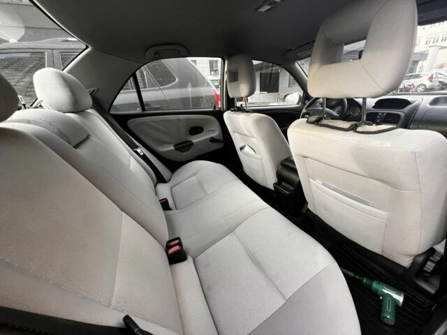 Зеленый Мицубиси Харизма, объемом двигателя 1.6 л и пробегом 211 тыс. км за 3200 $, фото 9 на Automoto.ua