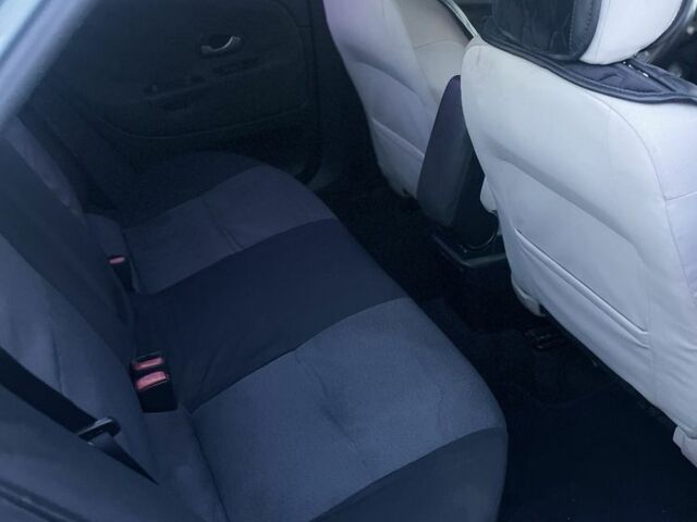 Міцубісі Харизма 2003 у Дніпро (Дніпропетровську) на Automoto.ua Зелений Міцубісі Харизма, об'ємом двигуна 1.6 л та пробігом 267 тис. км за 2700 $, фото 12 на Automoto.ua