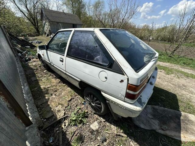 Мицубиси Кольт 1987 в Хмельницком на Automoto.ua Белый Мицубиси Кольт, объемом двигателя 0 л и пробегом 400 тыс. км за 480 $, фото 1 на Automoto.ua