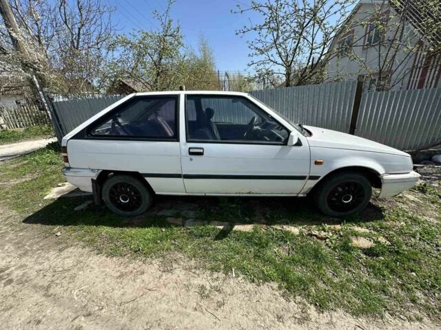 Мицубиси Кольт 1987 в Хмельницком на Automoto.ua Белый Мицубиси Кольт, объемом двигателя 0 л и пробегом 400 тыс. км за 480 $, фото 3 на Automoto.ua