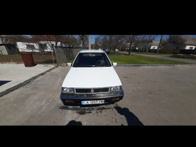 Білий Міцубісі Кольт, об'ємом двигуна 1.5 л та пробігом 2 тис. км за 600 $, фото 2 на Automoto.ua