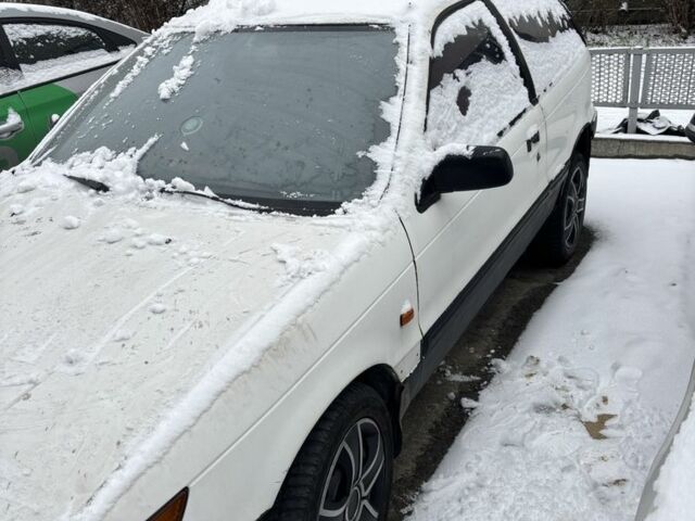 Белый Мицубиси Кольт, объемом двигателя 1.3 л и пробегом 3 тыс. км за 650 $, фото 1 на Automoto.ua