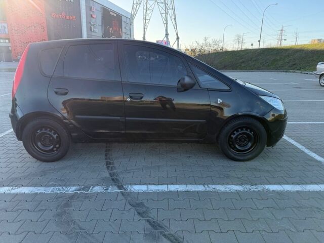 Білий Міцубісі Кольт, об'ємом двигуна 4.4 л та пробігом 205 тис. км за 3500 $, фото 4 на Automoto.ua