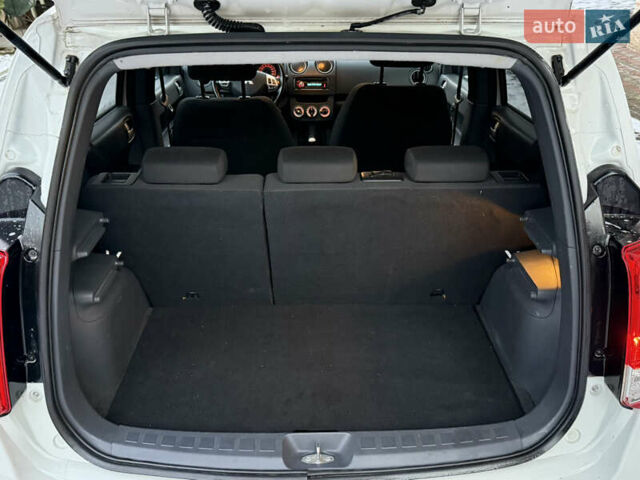 Белый Мицубиси Кольт, объемом двигателя 1.3 л и пробегом 120 тыс. км за 5550 $, фото 26 на Automoto.ua