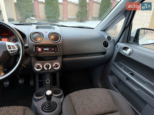 Белый Мицубиси Кольт, объемом двигателя 1.3 л и пробегом 120 тыс. км за 5550 $, фото 12 на Automoto.ua