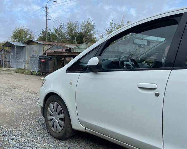 Білий Міцубісі Кольт, об'ємом двигуна 1.12 л та пробігом 205 тис. км за 4000 $, фото 6 на Automoto.ua