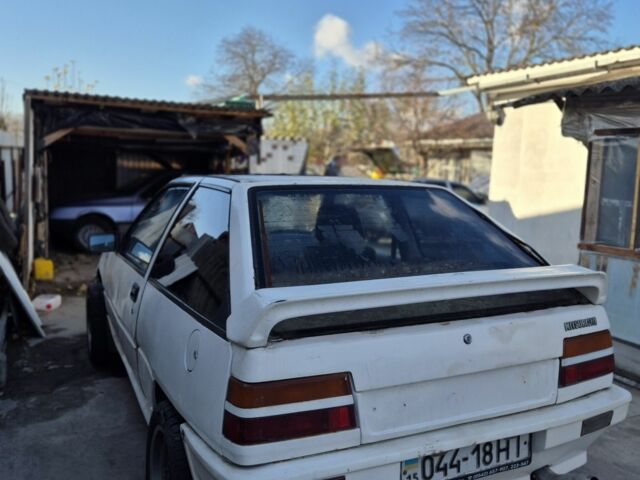 Білий Міцубісі Кольт, об'ємом двигуна 0 л та пробігом 100 тис. км за 800 $, фото 5 на Automoto.ua